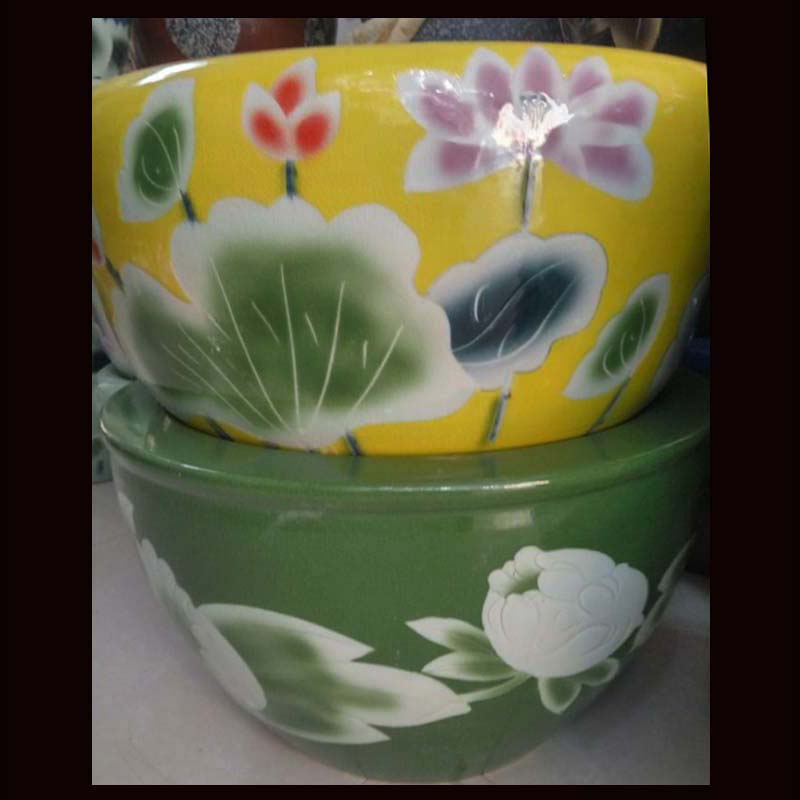 Jingdezhen porcelain ceramic painting and calligraphy art aquarium fish farming water lily cylinder cylinder cylinder art hand - made of lotus