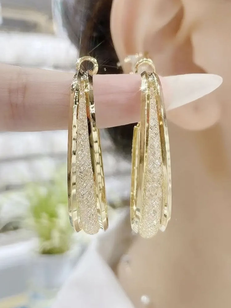 Dongdaemun net red earrings 2022 new trendy personality exaggerated earrings show face thin temperament fashion silver needle earrings female