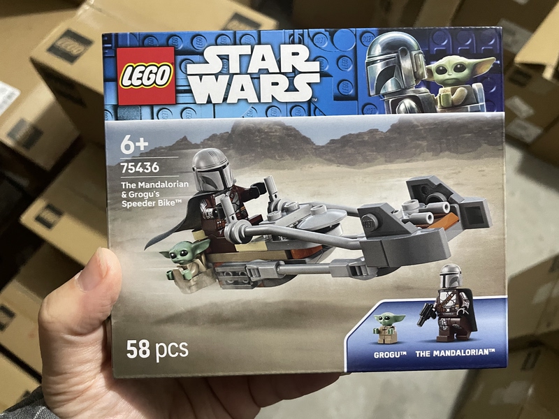 Lego Star Wars 75436 the Mandalorian and Gogo's High-Speed Motorcycle Puzzle Building Blocks