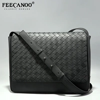 Темно-черный