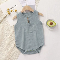 Треугольный пердун зеленый цвет одежды