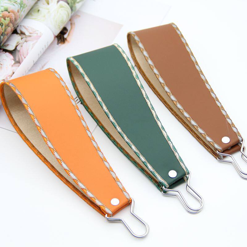 Simple modern white light luxury style nail-free wall hook storage with bedroom soft curtain buckle leather strap free punch