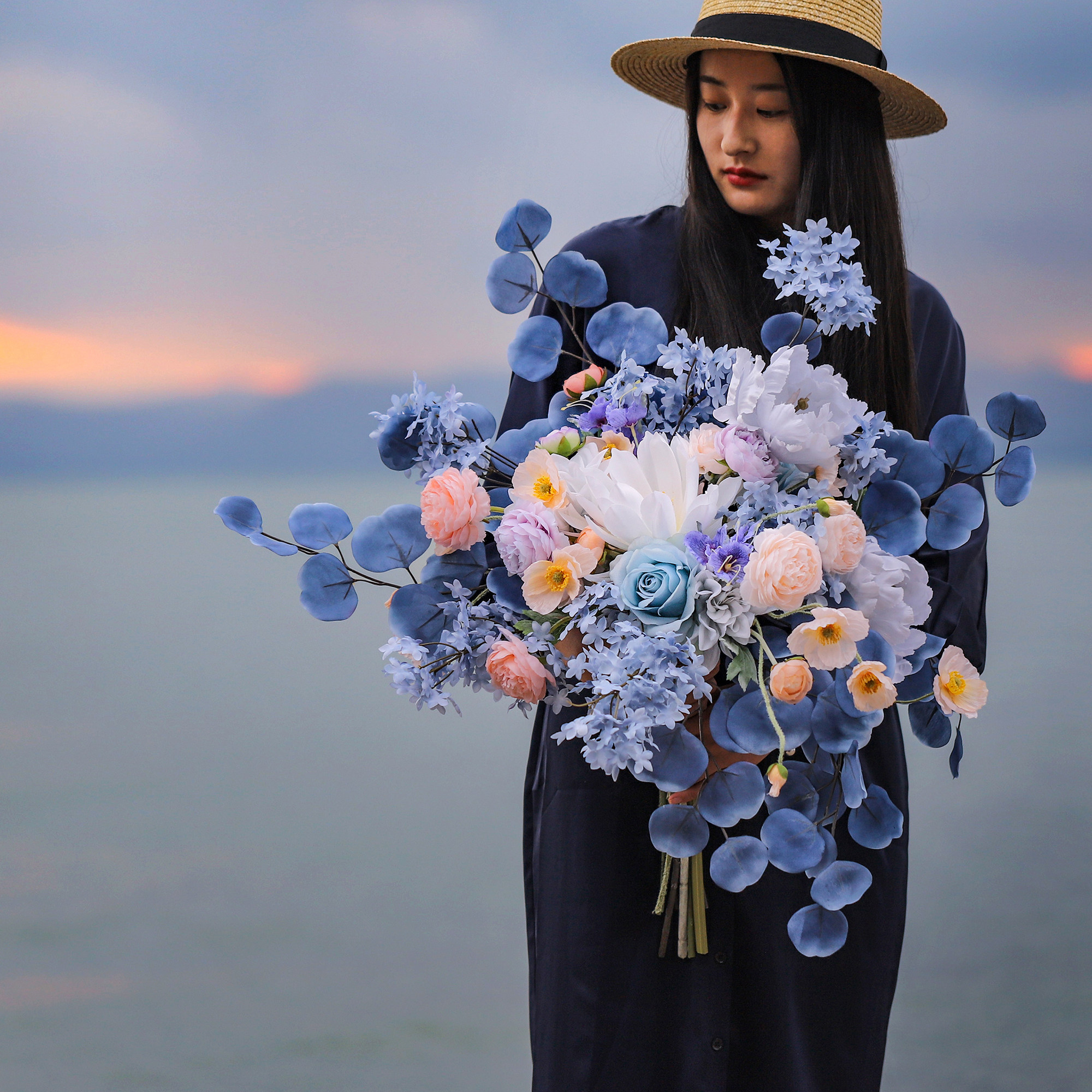 ins blue dream wedding indoor silk flower floral pendulum emulated bridal hand hold flower home soft-mounted furnishing