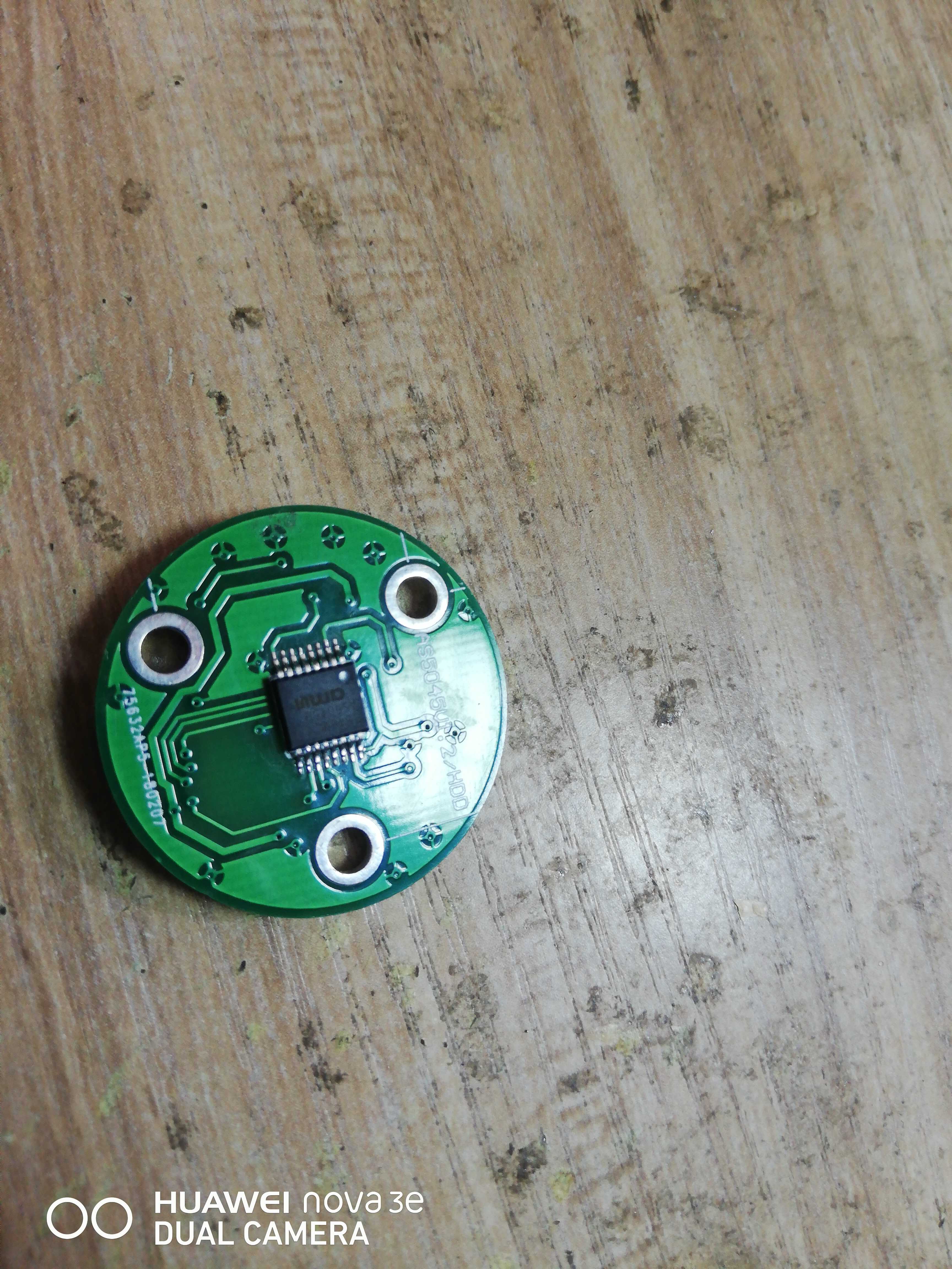 Magnetic encoder AS5045B sends STM32 and C51 source code to magnets and lead thick SSI and ABI interfaces