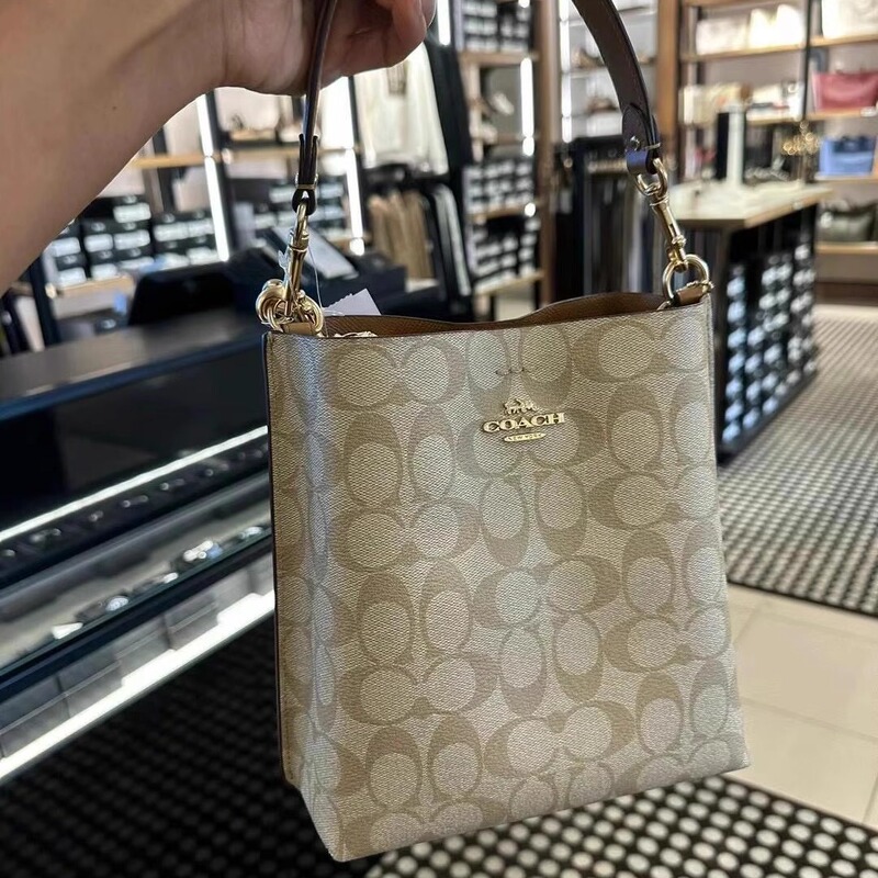 Authentic Coach Women's Bag, New Mollie22 Floral Bucket Bag, Handbag and Shoulder Bag for Women