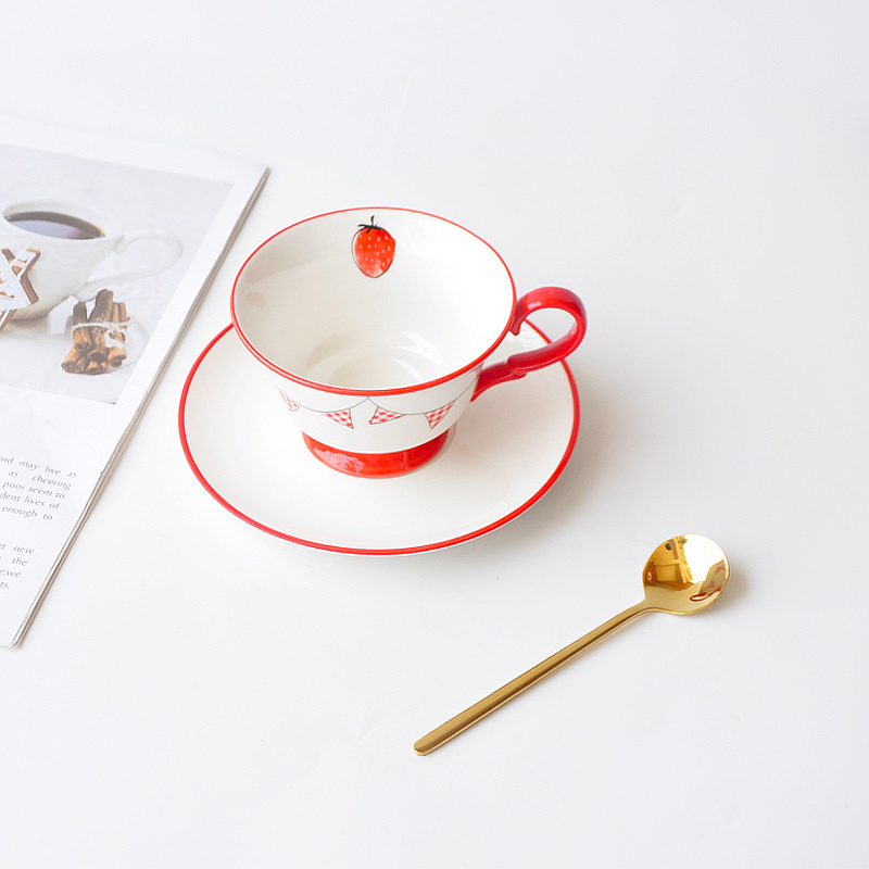 Forest bear cute hand-painted strawberry coffee cup and saucer set afternoon tea ceramic milk tea cup black tea flower tea girl