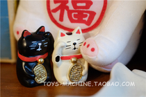 DEC0079 Japanese and wind lucky black cat lucky white cat resin ornament spot