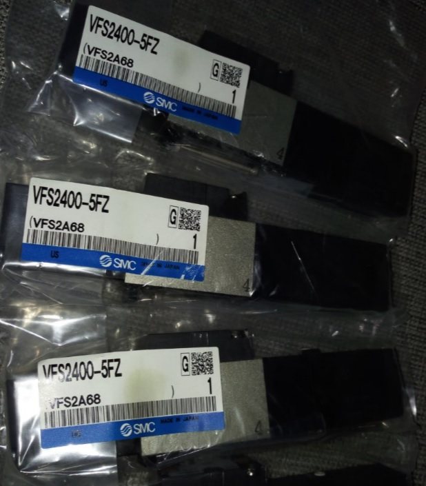 Recycling brand new original SMC solenoid valve VFS2400-5FZ fake one penalty ten 