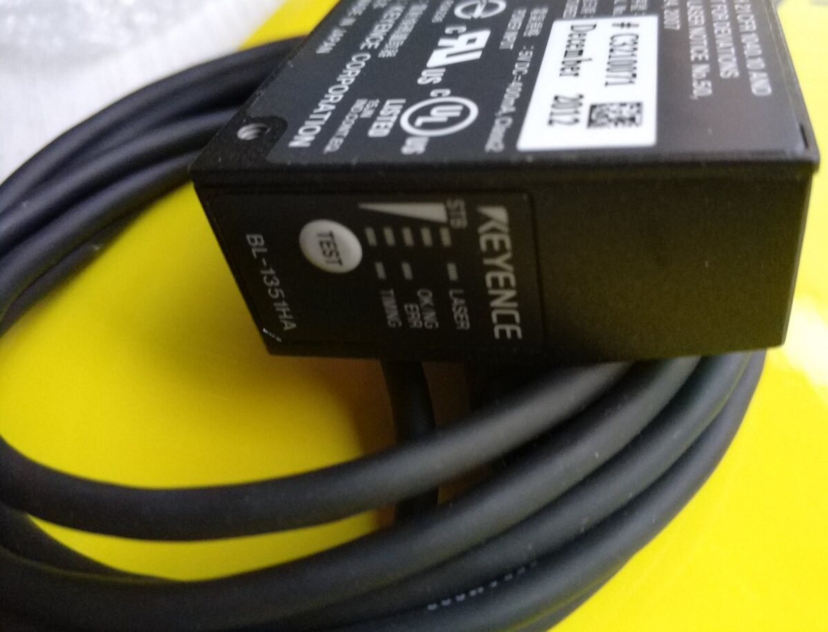 Recall of the new original KEYENCE barcode reader BL-1351HA Fake one lost ten