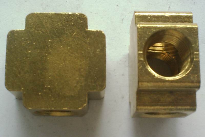 Copper square four-way 2-point positive four-way 2-point copper joint pneumatic joint four-way joint pneumatic component