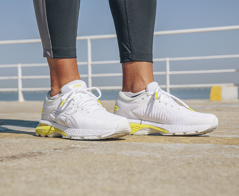 Asics 亚瑟士 Gel-Kayano 25 女式跑鞋 优惠码85折后中亚Prime会员免运费直邮到手约￥531 天猫￥1169