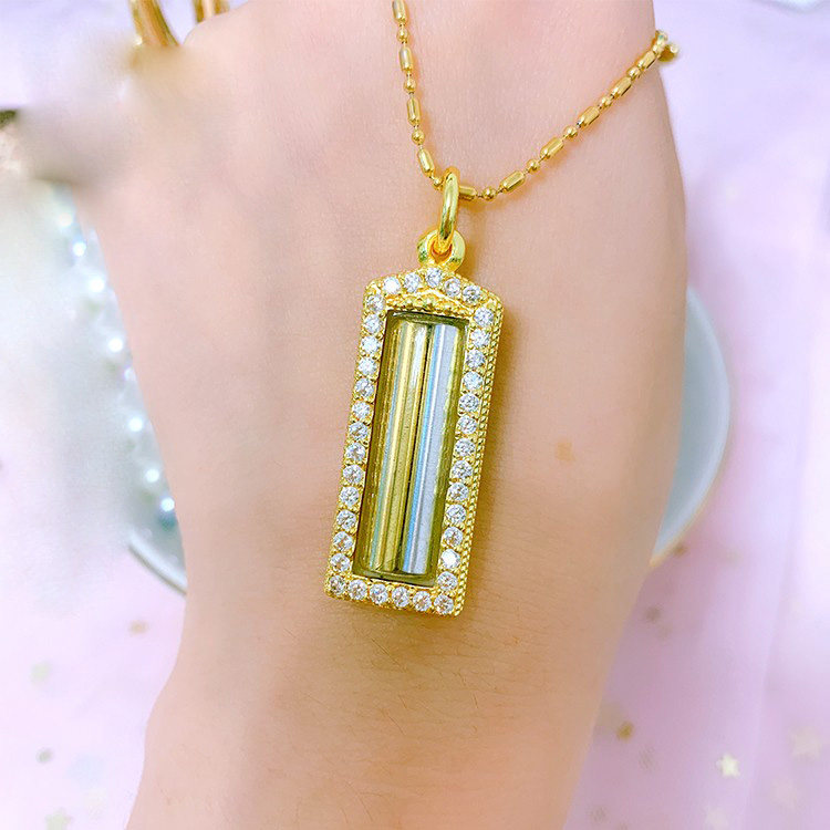 Thai craft card Buddhist brand True Pink Joy Buddha Taekaku Spray for a Pendant Pendant