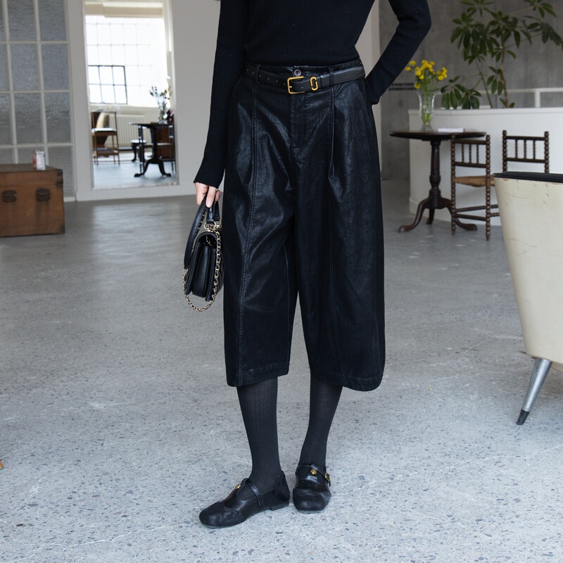 Me【Yashi Leather Pants】2026 Autumn/Winter New Oil-Waxed Leather Material Hip-Covering Fashionable Wide-Leg Cropped Casual Pants