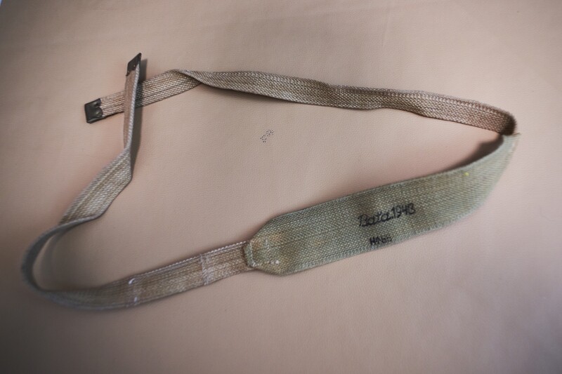 World War II original new inventory British P1937 single shoulder strap canvas BATA 1943