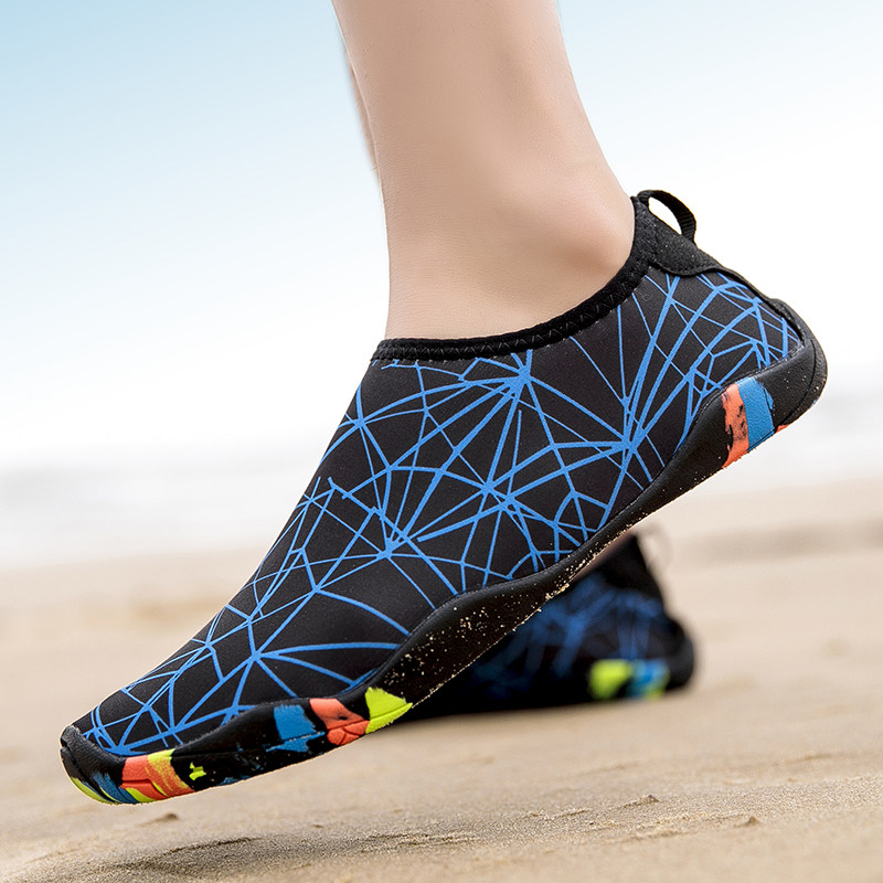 Couple beach shoes Outdoor swimming in covered water Drift shoes snorkeling slippers men's anti-slip speed dry treadmill shoes children