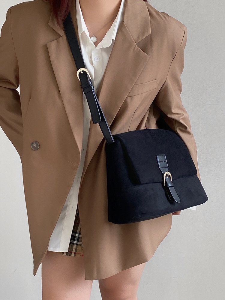 Damen Samt Schultertasche Im College Style Für Die Schulter_voghion.com