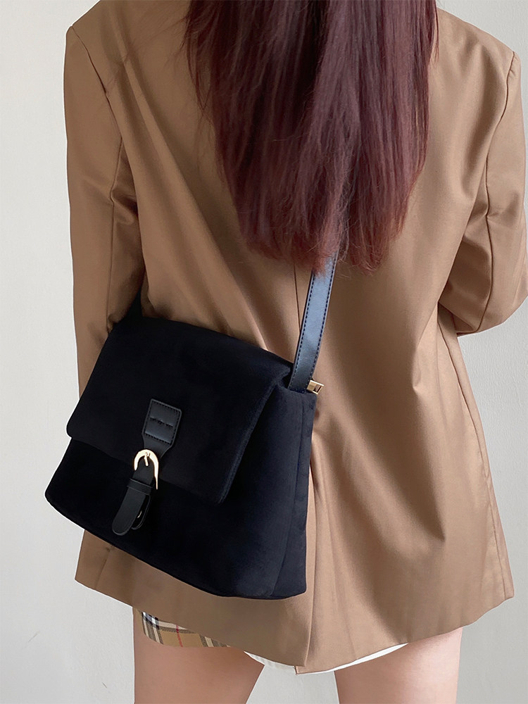 Damen Samt Schultertasche Im College Style Für Die Schulter_voghion.com