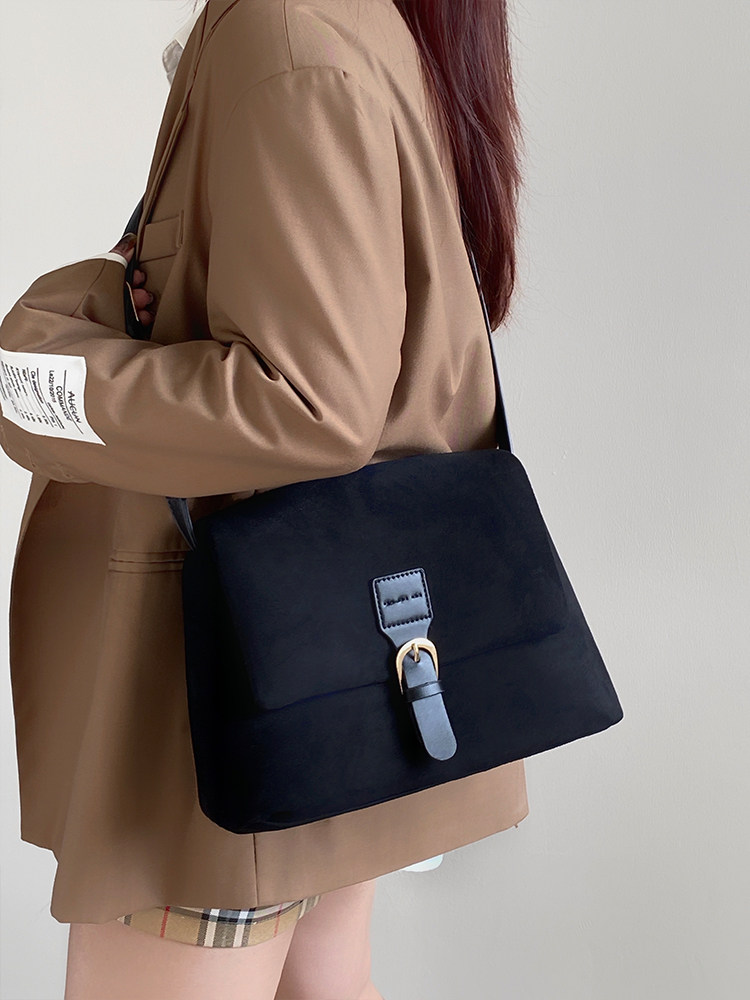 Damen Samt Schultertasche Im College Style Für Die Schulter_voghion.com
