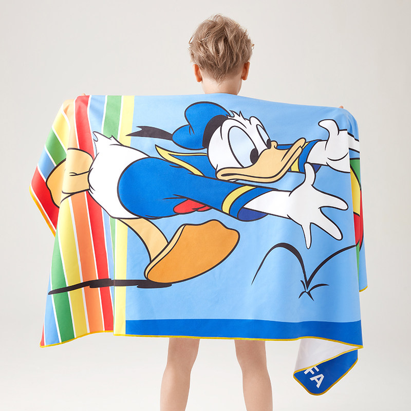 Universal outdoor sports bath towel for boys and girls