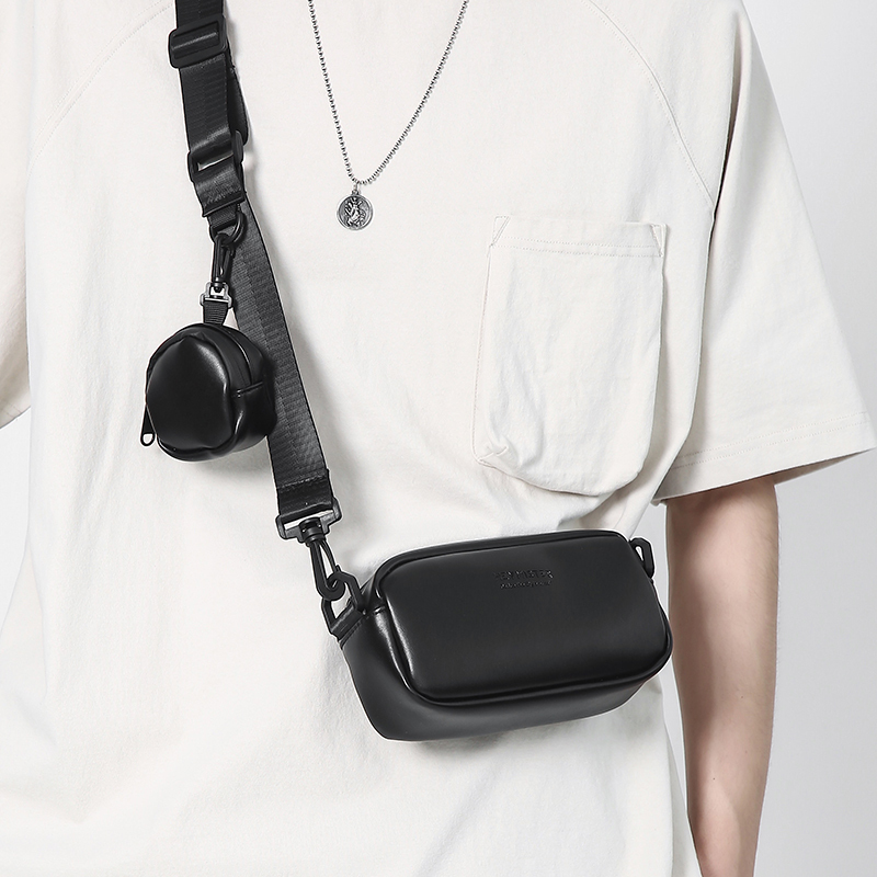 Trendy Small Crossbody Bag for Men, Casual Lightweight Crossbody Bag, Small Phone Bag, Earphone Bag, Fashionable Shoulder Bag, Small Backpack for Women Trendy Small Crossbody Bag for Men, Casual Lightweight Crossbody Bag, Small Phone Bag, Earphone Bag, Fashionable Shoulder Bag, Small Backpack for Women