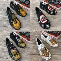 2022 Embroidered Old Beijing Cloth Shoes Mens Pedal Social Spirit Guy Middle-aged Young Lazy Little White Student Couple