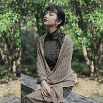 Jasmine Teachers Day autumn new cheongsam outside the retro art hollow wool scarf shawl