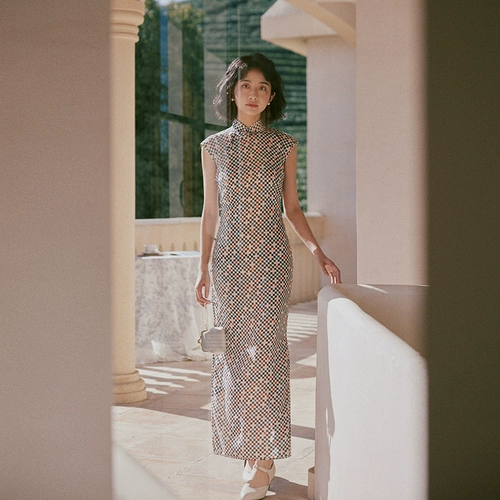 Momo Spring и Summer Small Dineveless Resee -Resepling Placasis Long Shanghai Retro Daily Cotton и шелковый Cheongsam Fangqi
