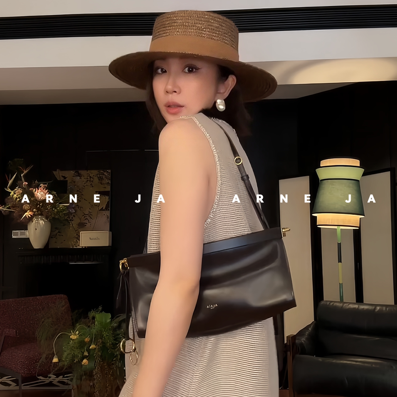 「Arne Ja」Craftsman's Meticulous Workmanship in Creating a Sleeveless Dress with Diamond-Encrusted Tencel Linen Cotton Fabric D62Sl3134 「Arne Ja」Craftsman's Meticulous Workmanship in Creating a Sleeveless Dress with Diamond-Encrusted Tencel Linen Cotton Fabric D62Sl3134
