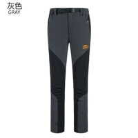 Женская модель-серь