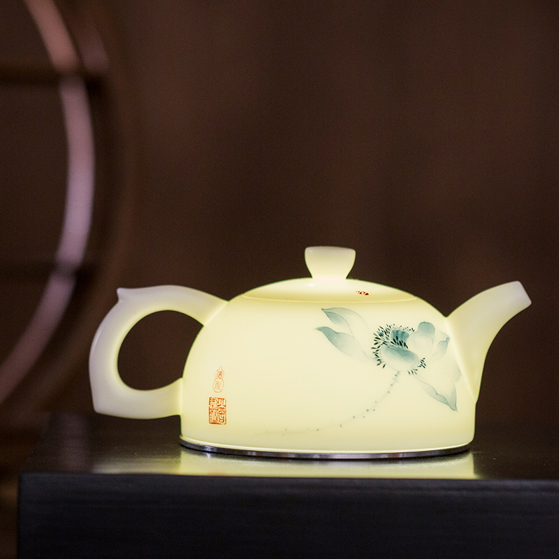 Suet white jade porcelain teapot single pot of kung fu master of small creative tea exchanger with the ceramics filter tea biscuit firing pot