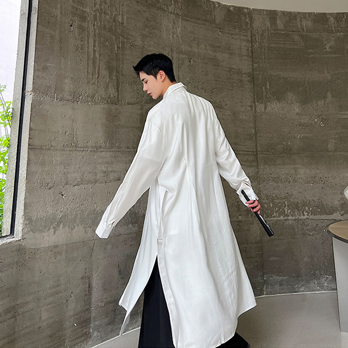 Korean Long-Sleeved Loose White Shirt Trench Coat for Men and Women, Niche Design with Slit Hem, Loose Fit, Waist-Cinching, Long Over-The-Knee Shirt