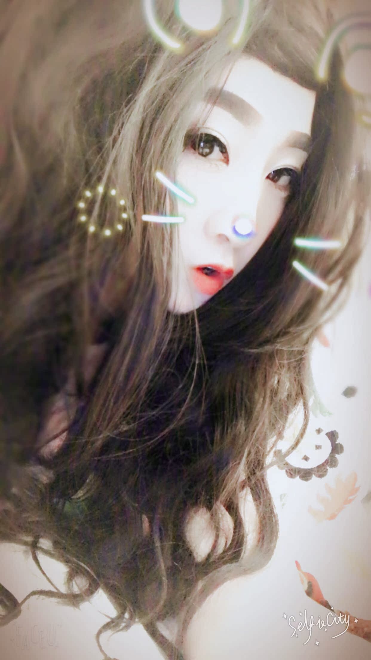 Perruque ANNA LUO  .  Les cheveux longs - Ref 2607382 Image 17