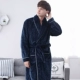 Bộ đồ ngủ Fenteng mới mùa thu và mùa đông nam flannel áo choàng dày san hô lông cừu đoạn dài dịch vụ nhà giản dị Couple áo ngủ mùa hè 