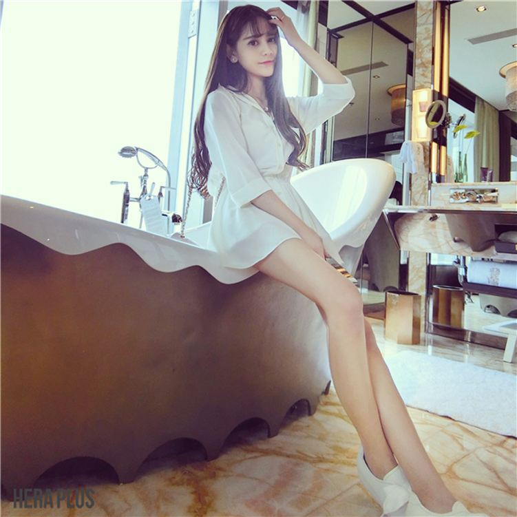 Mùa xuân phong cách mới áo sơ mi rộng kích thước lớn của phụ nữ dài bảy điểm tay áo sơ mi tay áo màu rắn váy váy áo voan kiểu