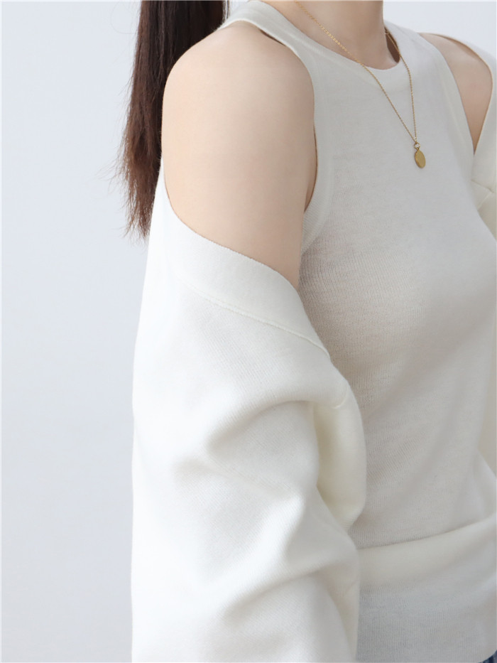 The new 2022 autumn collection of woolen knitted cardigan for women features a loose-fitting shawl with a laid-back style. It is a one-piece solid-color outerwear with a small coat pic 19