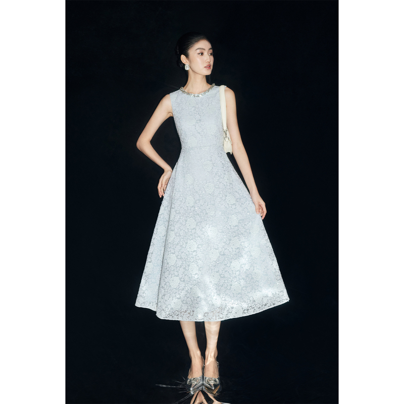 Mandyzhang Shimmering Floral Shadow Heavy Beaded Blue Lace Sleeveless Dress Women's Designer Gown Long Dress Mandyzhang Shimmering Floral Shadow Heavy Beaded Blue Lace Sleeveless Dress Women's Designer Gown Long Dress
