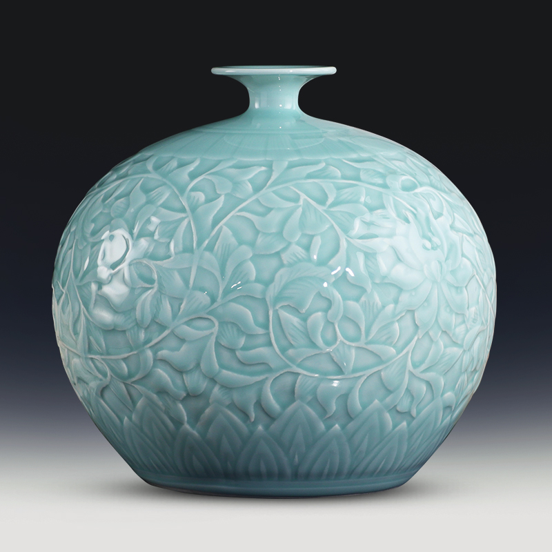 Jingdezhen porcelain vases, pottery and porcelain furnishing articles green glaze manual relief porcelain of modern Chinese style is contracted household ornaments