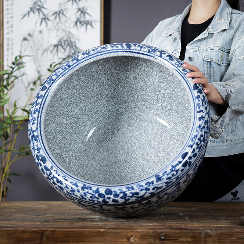 Jingdezhen ceramic aquarium hand - made of blue and white porcelain basin restoring ancient ways round a large sitting room place water lily antique collectors