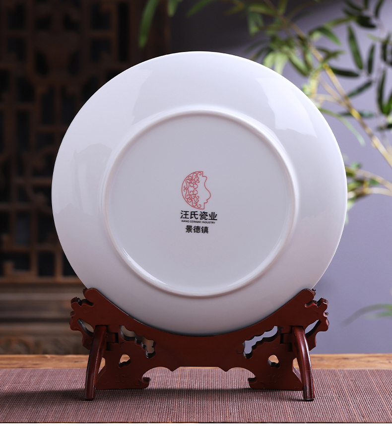 Jingdezhen ceramics hang dish place decoration plate Chinese wine sitting room TV ark, household act the role ofing is tasted handicraft