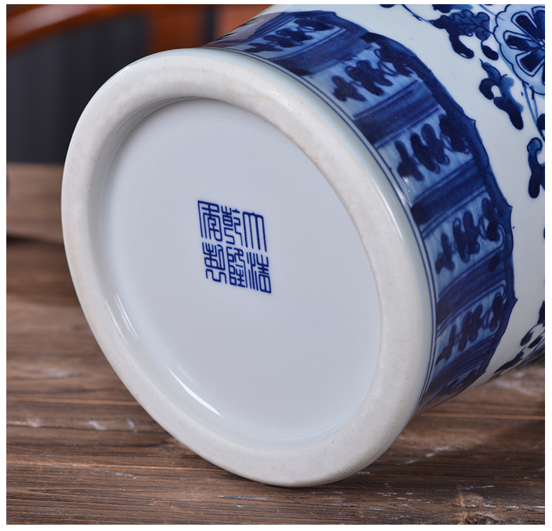 Jingdezhen chinaware bottle name plum modern blue and white porcelain vase Chinese flower arranging home decoration sitting room TV ark, furnishing articles