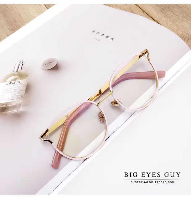 Châu Âu và Mỹ thiết kế kim loại rỗng mắt mèo phẳng gương nữ cá tính chống bức xạ đồng bằng khung cận thị kính thủy triều mắt kính chống ánh sáng xanh