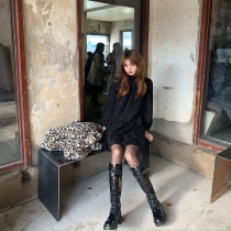 halo lala biao gas skyrocketing beauty blew up the black flocking dress womens autumn and winter new short skirt