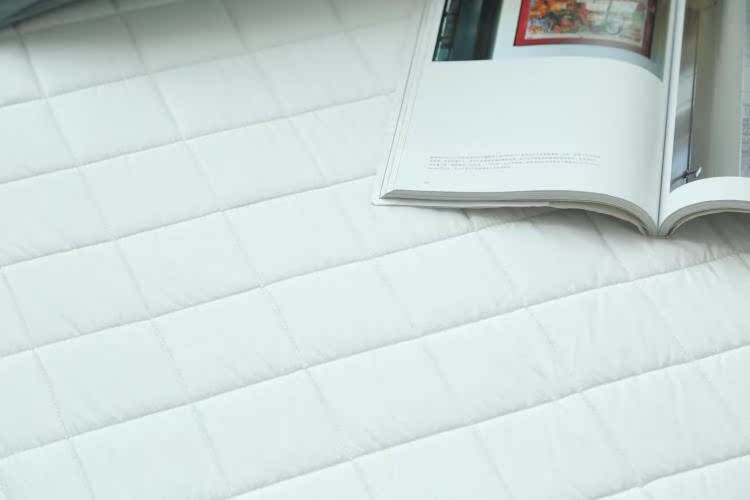 Nệm nệm bằng sợi polyester kiểu Nhật Bản đệm trắng 1,5 / 1,8 m cotton hai trong một - Nệm đệm everon chính hãng