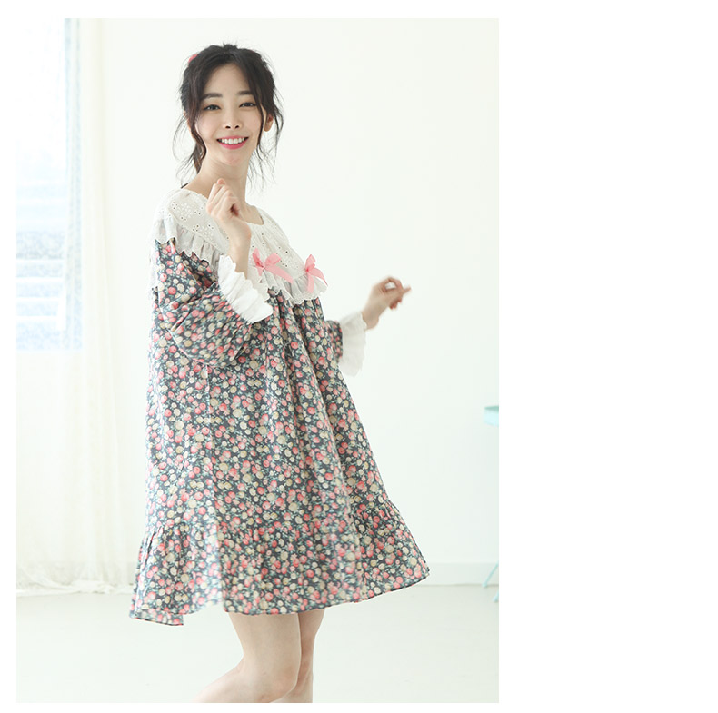 Áo dài phiên bản Hàn Quốc của váy ngủ nữ mùa hè đưa đón bằng vải cotton bảy điểm tay áo cô gái dễ thương váy ren dịch vụ nhà tươi váy đầm mùa đông