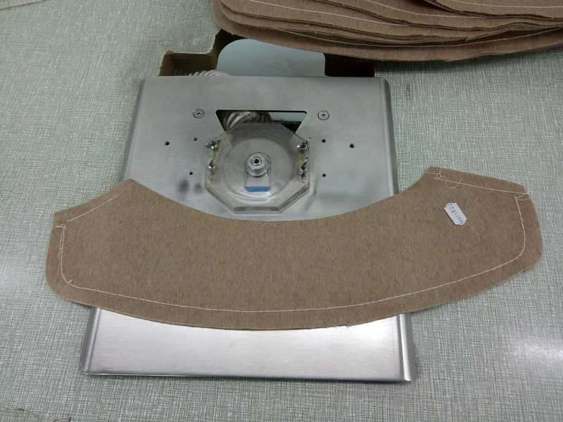 Double-Sided Cashmere Seam Splitting, Seam Breaking, Seam Splitting Processing, Double-Sided Cashmere Seam Splitting Processing, Ironing Lining, Splicing, Hand Sewing