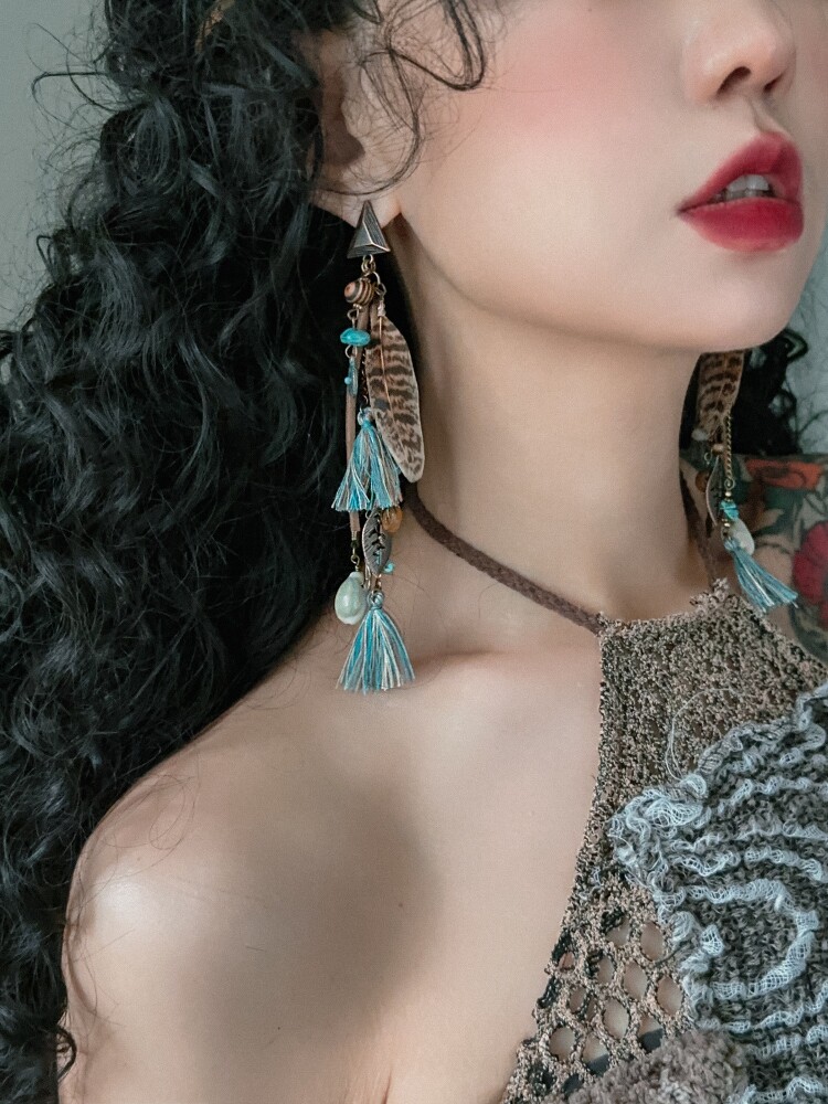 25SUMMER Tribal Princess Wandering Style Distressed Feather Tassel Earrings Retro Ethnic Style Earrings for Women