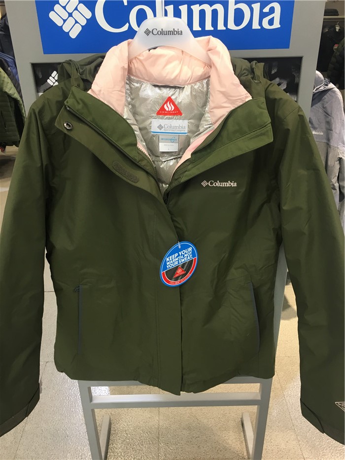 2019 autumn and winter Colombia outdoor women's clothing thermal water resistant 700 fluffy down three-in-one submachine clothes PL7204