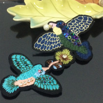 2017 high quality handmade nail bead embroidery bee bird Patch clothing garment bag DIY accessories patch DIY accessories