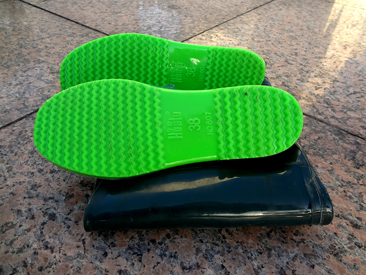 Chaussures - bottes caoutchouc homme - semelle plastique - Ref 961075 Image 43