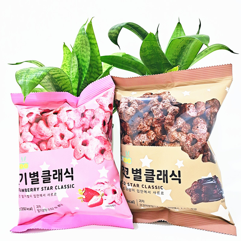 The Pentagon Corn Strawberry-flavored chocolate Doughnut Korea Convenience Store puffs 76 grams*5 bags